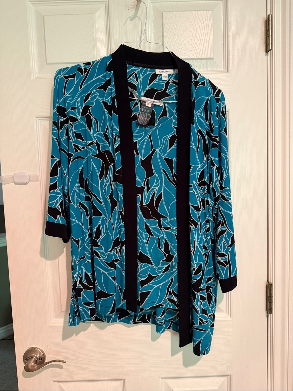 Chico's Teal and Black Leaf-Print Open Cardigan with Black Trim